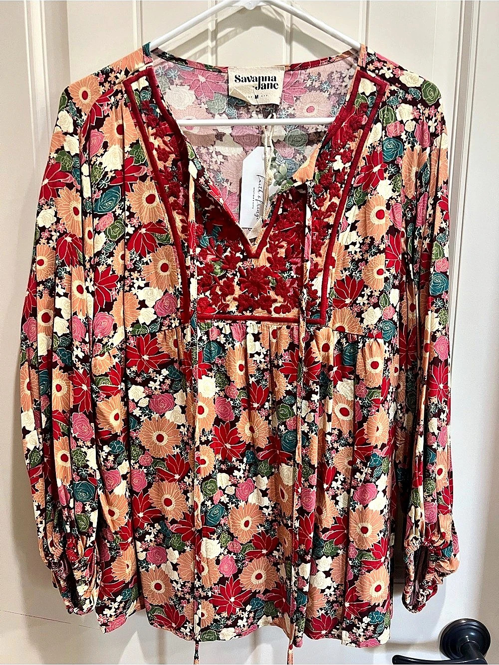 Savanna Jane Floral Embroidered Boho Blouse Top Medium NWT